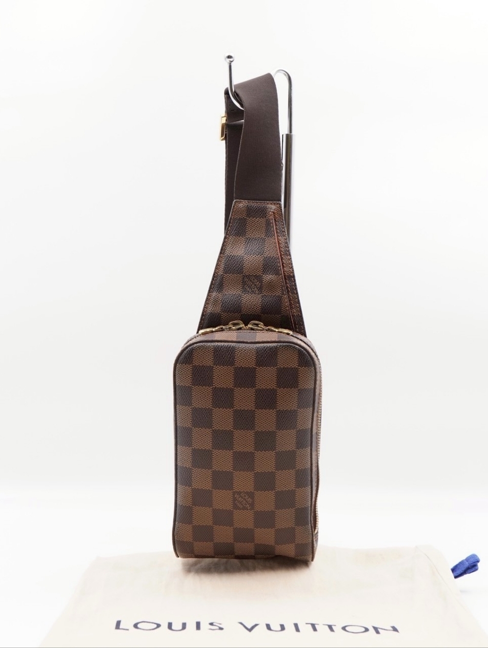 CH14 💗 Louis Vuitton Brown Damier Ebene Geronimos Sling Bag